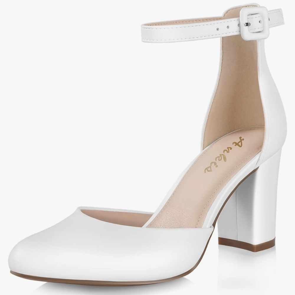 White heels size 8.5